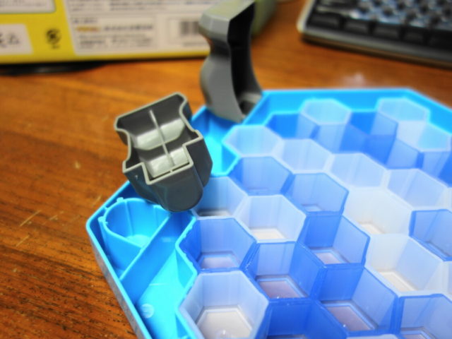 クラッシュアイスゲームのフィールドの脚