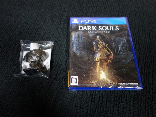 ダークソウルリマスターに付属していたフィギュアの様子