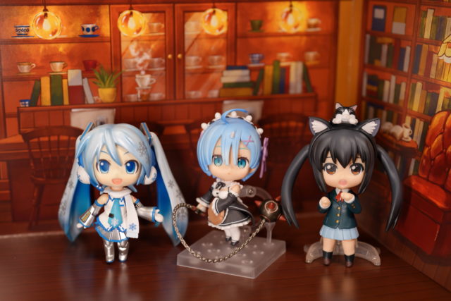 その他のねんどろいどと，ねんどろいどもあの背景例